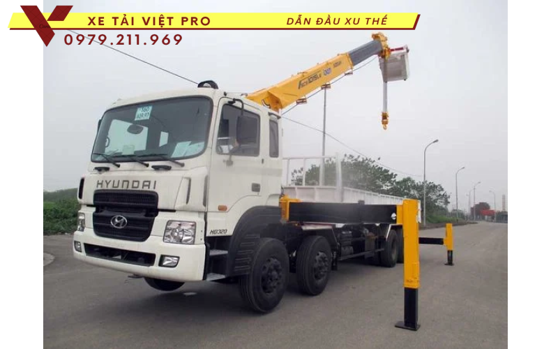 Xe Hyundai HD320 gắn cẩu Soosan 12 tấn
