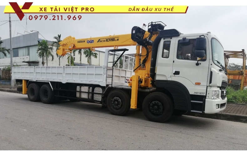 Xe Hyundai HD320 gắn cẩu Soosan 12 tấn