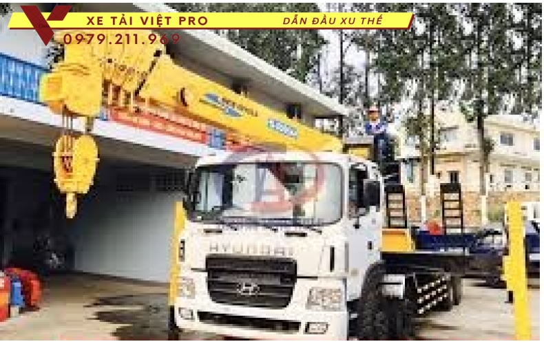 Xe Hyundai HD320 gắn cẩu Soosan 10 tấn Sự lựa chọn hoàn hảo