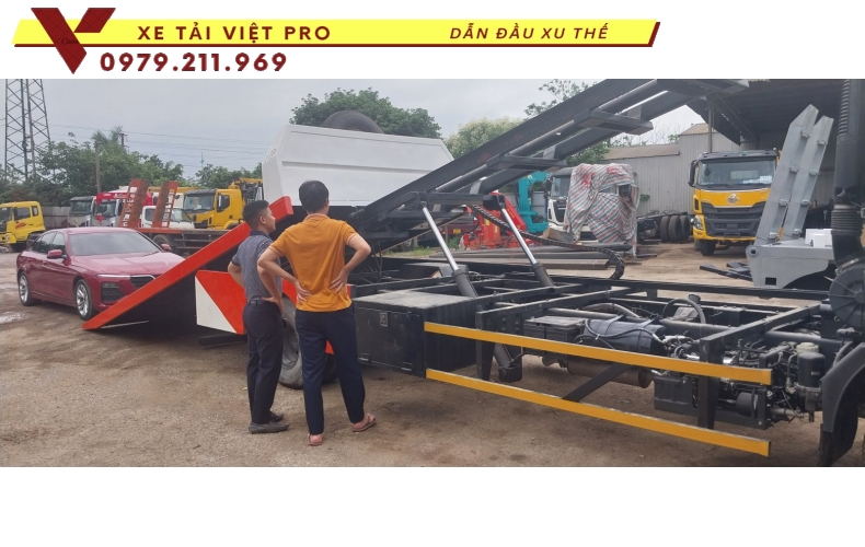 Xe cứu hộ ISUZU FRR 650