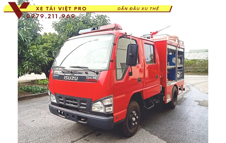 Xe chữa cháy ISUZU 1000 lít nước 100 lít bọt 