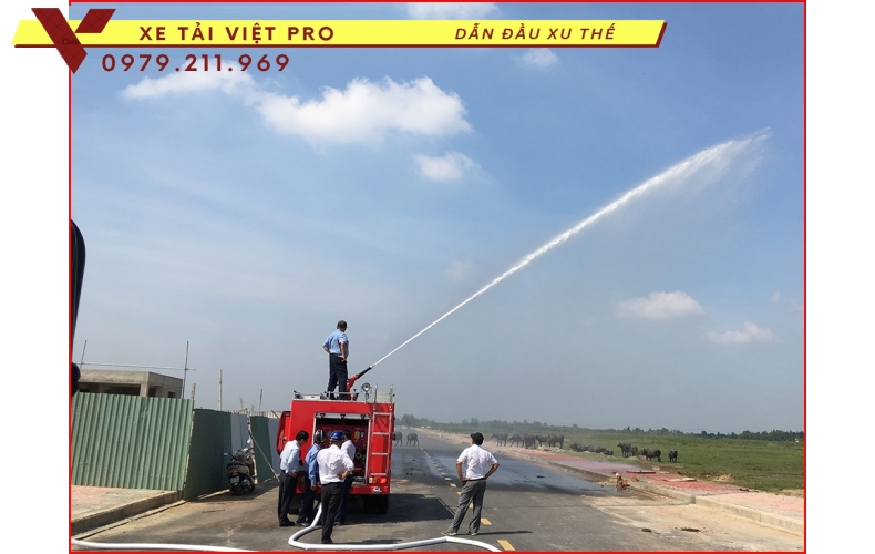 Báo giá xe chữa cháy téc nước 4 khối ISUZU tại Hà Nội