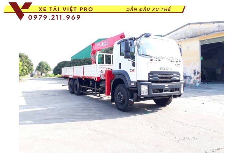 Xe tải 3 chân isuzu gắn cẩu Unic 8 tấn - Thông số và báo giá mới nhất năm 2024
