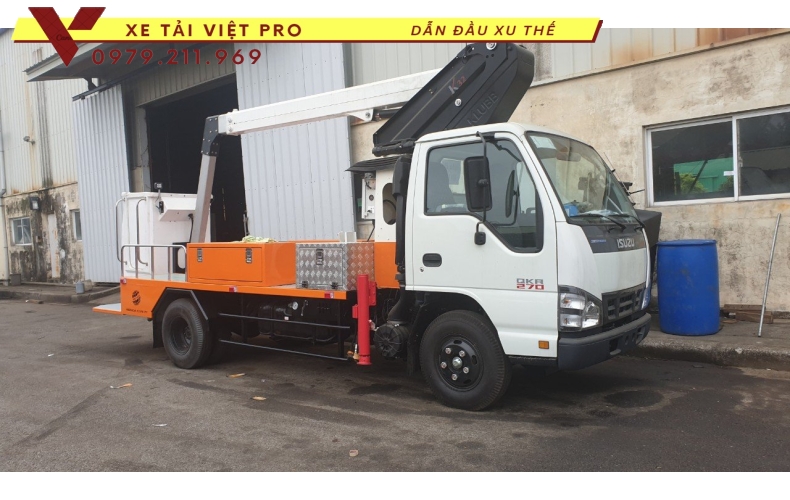 ISUZU cứu hộ sàn trượt có gắn cẩu 3 chức năng