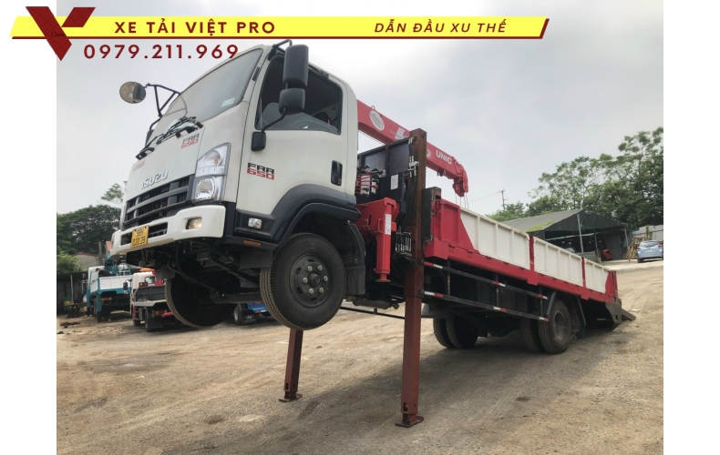 Đánh giá xe ISUZU FRR 650 nâng đầu có gắn cẩu sẽ như thế nào?