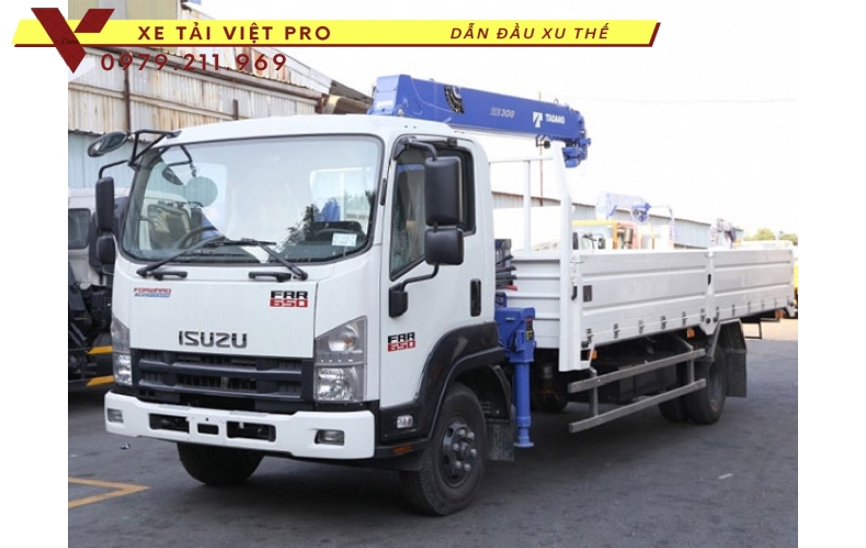 Xe ISUZU FVR 650 gắn cẩu Tadano 3 tấn 4 đốt