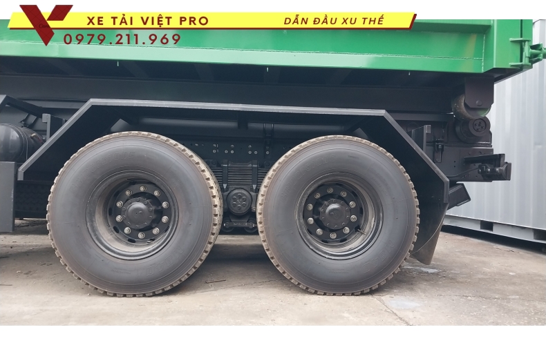 Báo giá ISUZU FVZ 1500 thùng chở hooklift 15 khối mới nhất