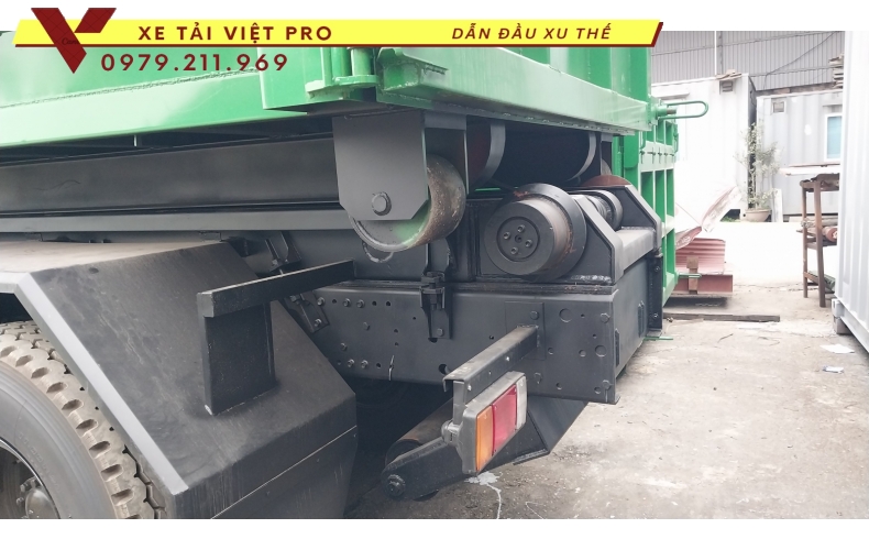 Báo giá ISUZU FVZ 1500 thùng chở hooklift 15 khối mới nhất