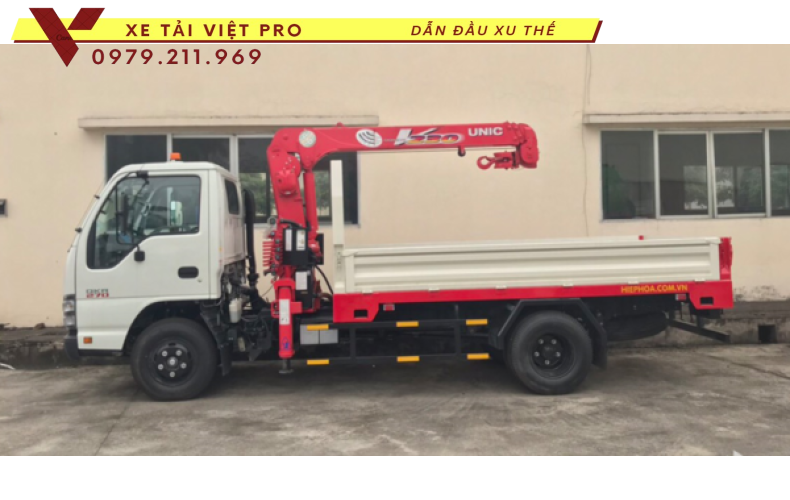Xe ISUZU gắn cẩu Unic 3 tấn