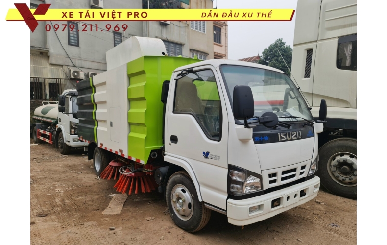 Báo giá xe ISUZU quét đường hút bụi 5 khối mới nhất hiện nay
