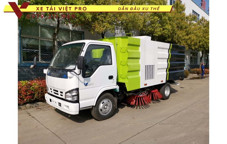 Báo giá xe ISUZU quét đường hút bụi 5 khối mới nhất hiện nay