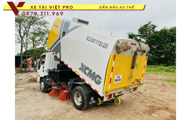 Báo giá Isuzu quét đường hút bụi 5 khối mới nhất hiện nay