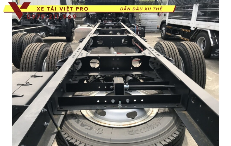 Giá xe JAC 9 tấn gắn cẩu 5 tấn 4 đốt mới nhất hiện nay