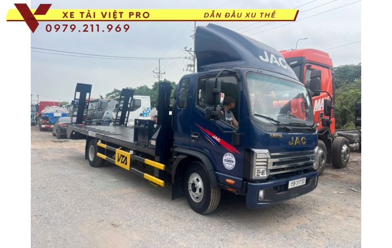 JAC N900 Nâng Đầu Chở Máy