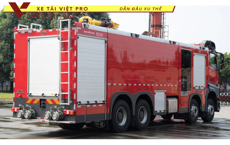 Xe cứu hỏa Mercedes Benz  14.000 lít nước, 2000 lít bọt