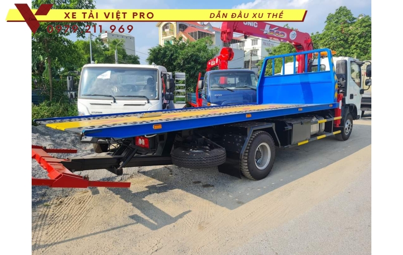 Báo giá xe Ollin S120 cứu hộ sàn trượt có gắn cẩu 3 tấn