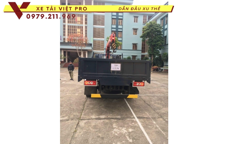 Xe tải thaco Ollin S120 gắn cẩu Unic 3 tấn giá rẻ, chất lượng cao, giao hàng toàn quốc