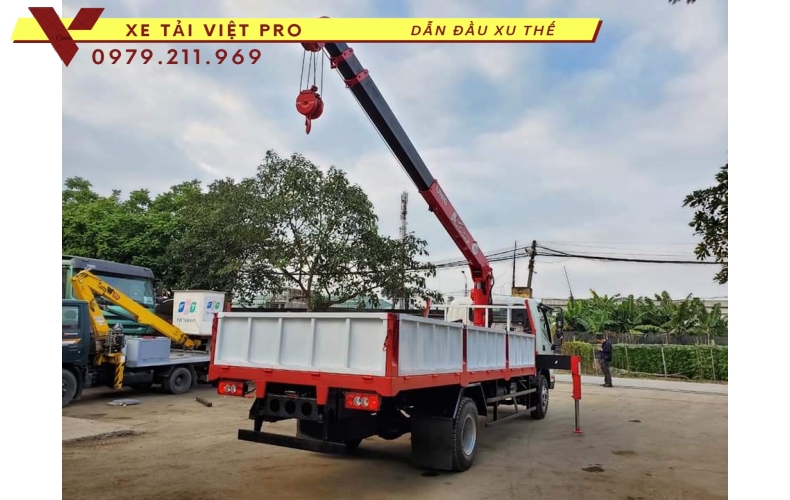Xe tải thaco Ollin S120 gắn cẩu Unic 3 tấn giá rẻ, chất lượng cao, giao hàng toàn quốc