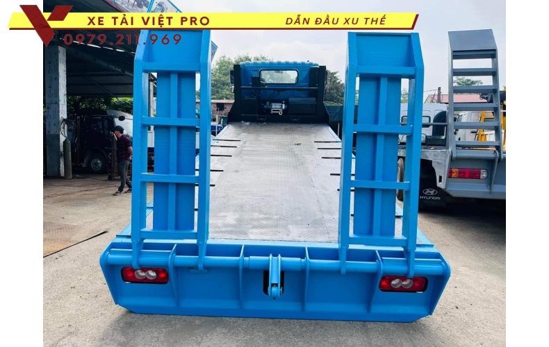Xe Ollin S720 nâng đầu chở máy công trình có giá bao nhiêu?