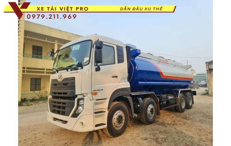 Xe UD trucks 4 chân téc chở xăng dầu - Giá bán và thông số xe