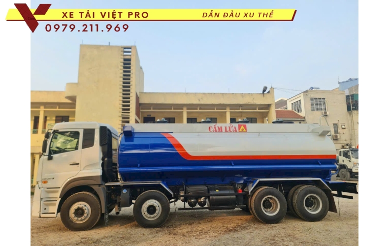 Xe UD trucks 4 chân téc chở xăng dầu - Giá bán và thông số xe