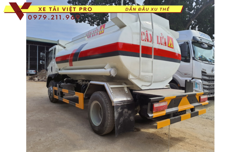 Xe Howo téc chở xăng dầu 12 khối