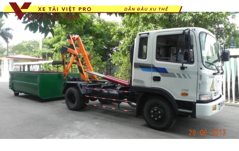 Xe Hyundai chở rác thùng rời 12 khối