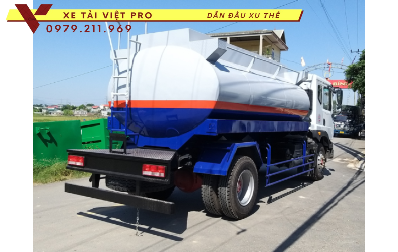 Xe Dongfeng téc chở xăng dầu 12 khối