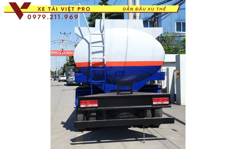 Xe Dongfeng téc chở xăng dầu 12 khối