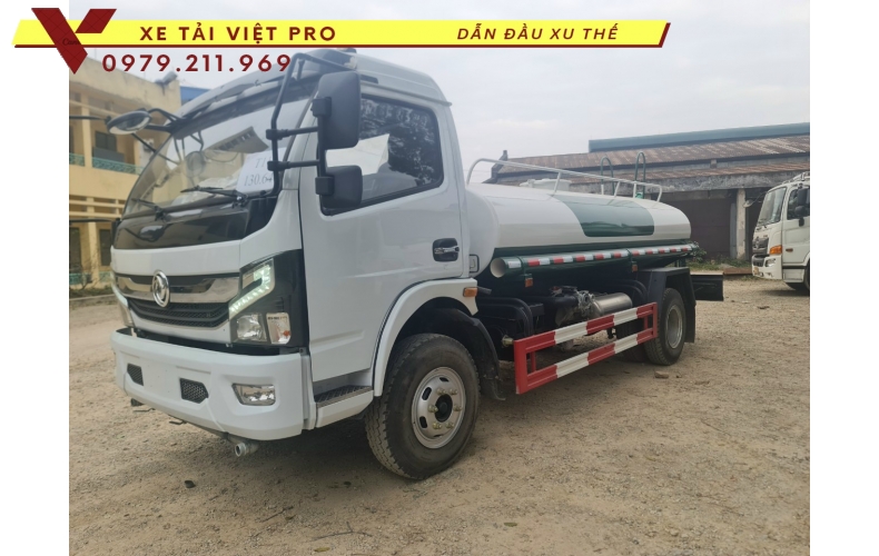 Giá xe Dongfeng D7 téc nước 6 khối nhập khẩu mới nhất