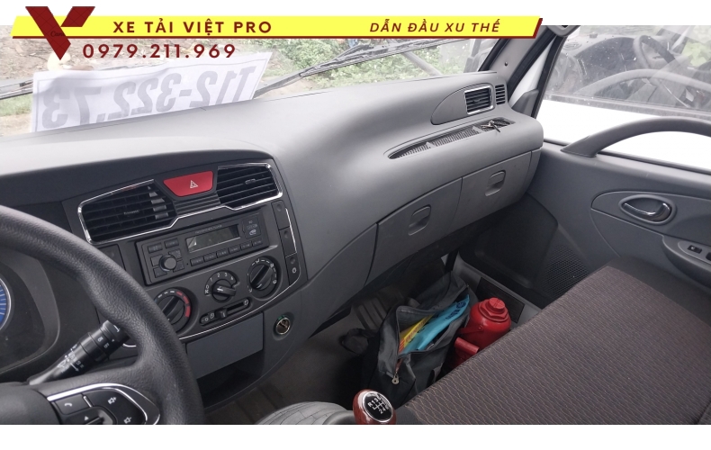 Giá xe Dongfeng D7 téc nước 6 khối nhập khẩu mới nhất