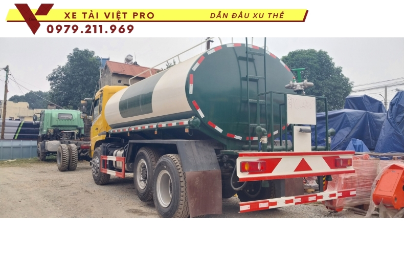 Đánh giá ưu nhược điểm của xe Dongfeng téc nước 13 khối