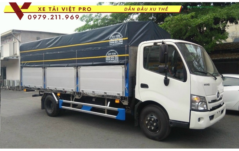 Báo giá Hino XZU 720l thùng mui bạt