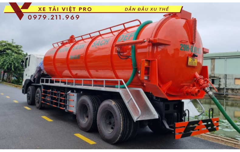 HYUNDAI Xe hút chất thải 22 khối