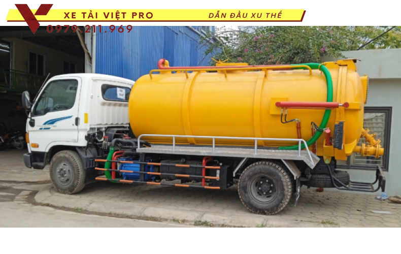 Hyundai 110 SP xe hút chất thải 6 khối