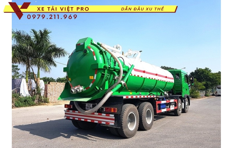 Xe HOWO hút chất thải 16 khối