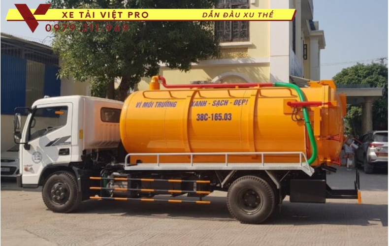 Hyundai EX8 Xe hút chất thải 7 khối