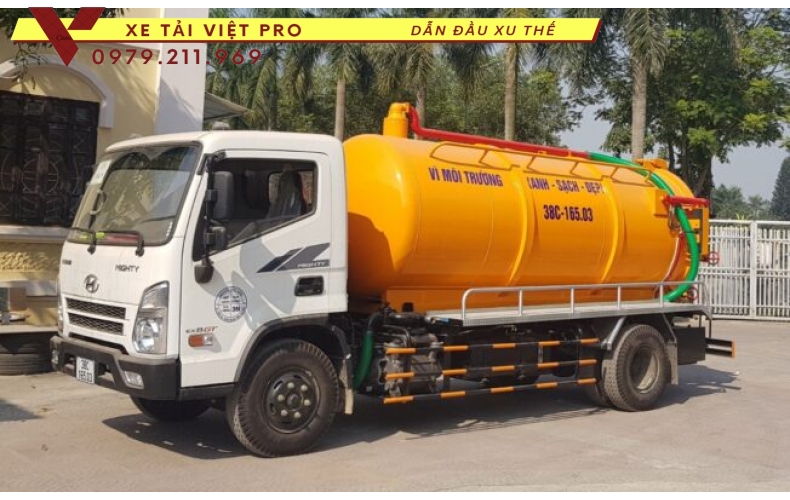 Hyundai EX8 Xe hút chất thải 7 khối