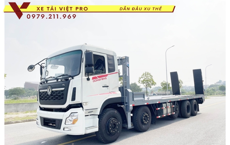 Dongfeng 5 chân nâng đầu chở máy công trình