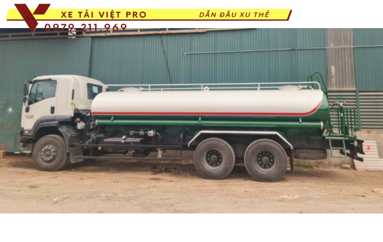 Isuzu Xe phun nước rửa đường 14 khối