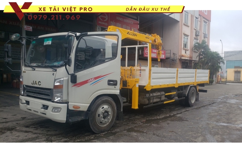 JAC N900S.PLUS gắn cẩu soosan 3 tấn 4 đốt