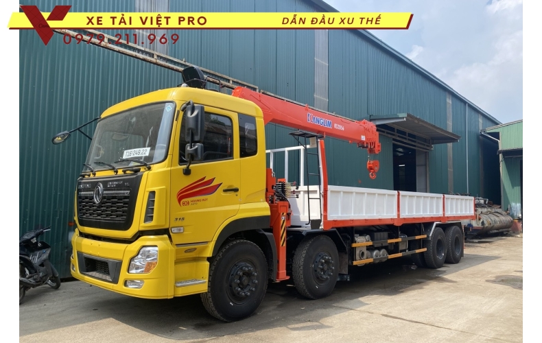 Xe Dongfeng 4 chân gắn cẩu kanglim 8 tấn