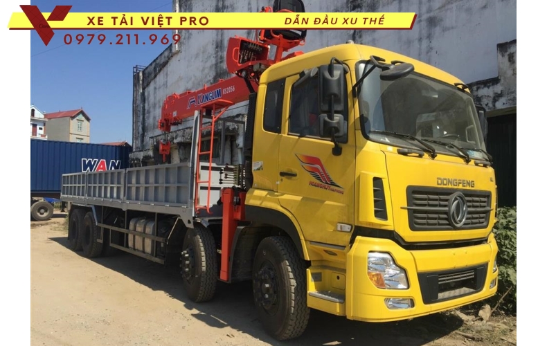 Xe Dongfeng 4 chân gắn cẩu kanglim 8 tấn