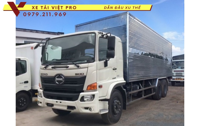 Báo giá xe tải Hino FL thùng kín mới nhất năm 2024