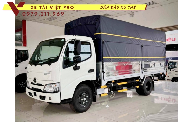 Báo giá Hino XZU 720l thùng mui bạt