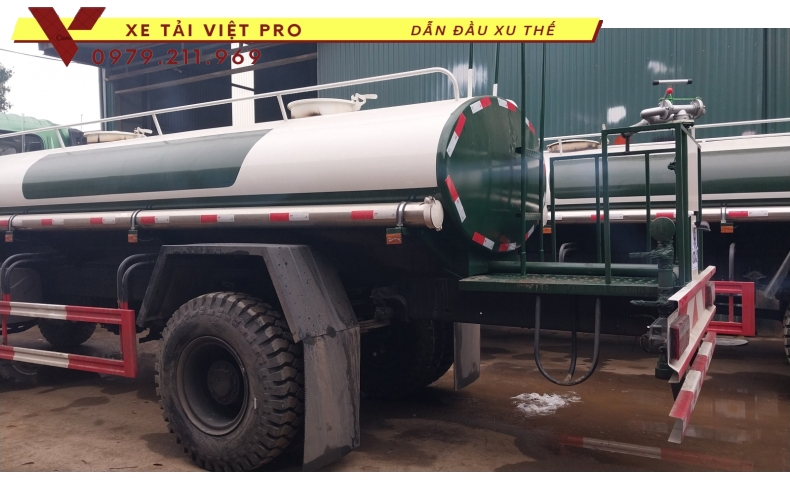 Xe Dongfeng téc nước 8 khối - thông số và giá mới nhất