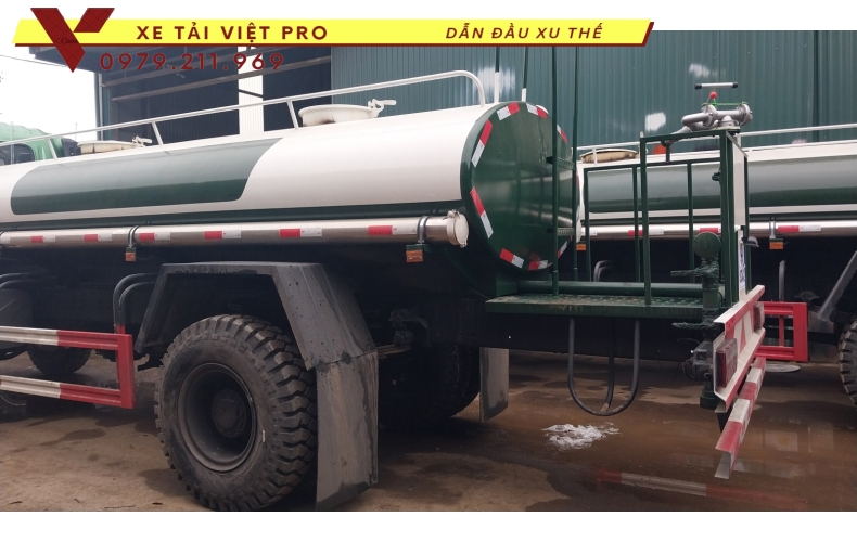 Xe Dongfeng téc nước 8 khối - thông số và giá mới nhất