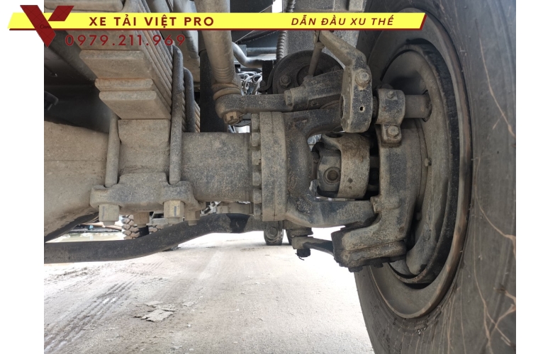 Xe Dongfeng téc nước 8 khối - thông số và giá mới nhất