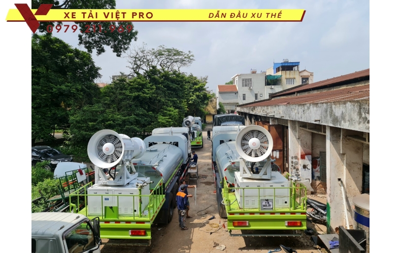 Dongfeng 3c chở nước phun sương giải pháp dập bụi nhanh