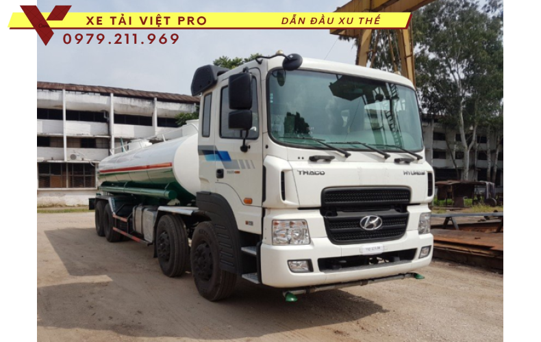 Hyundai Xe phun nước rửa đường 17 khối